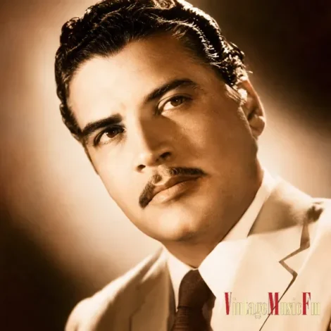 DANIEL SANTOS