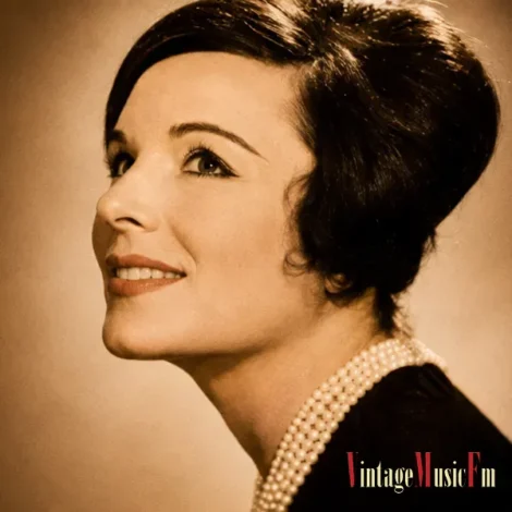 RENATA TERRAGÓ