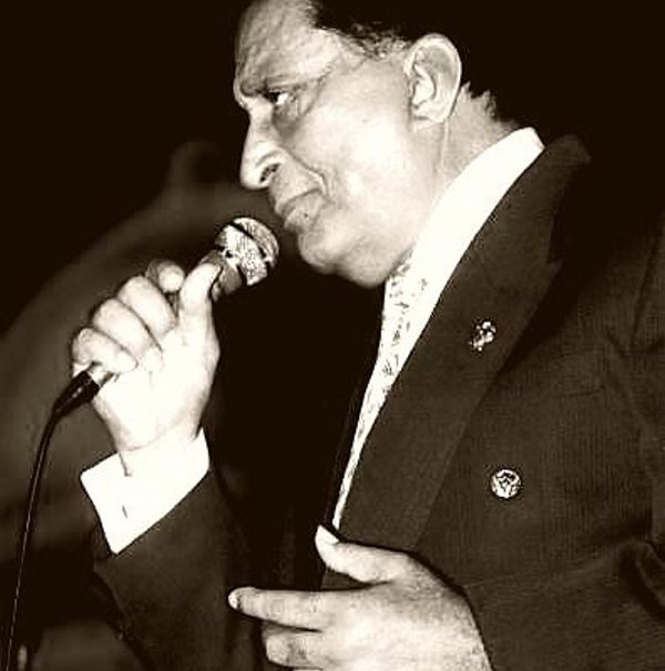 FERNANDO ÁLVAREZ