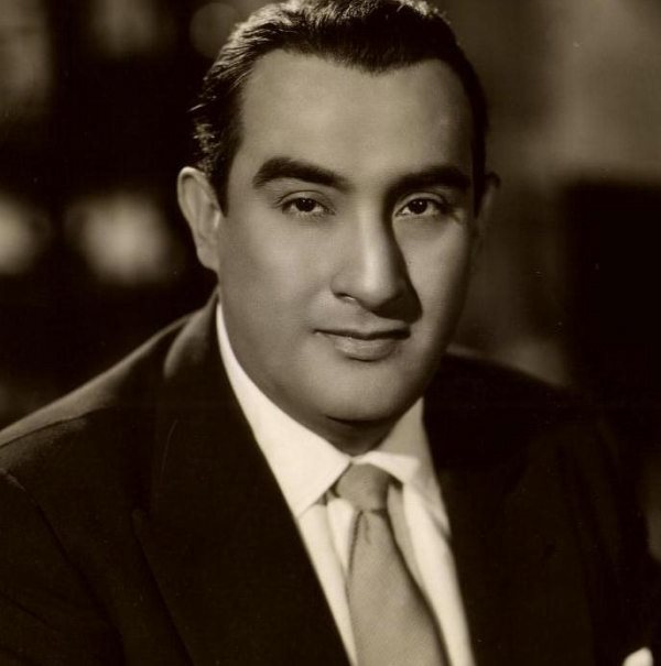 PEDRO VARGAS