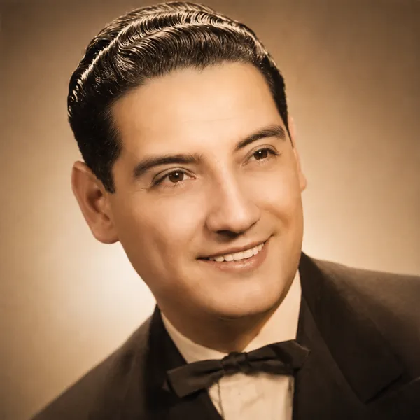 CHUCHO MARTÍNEZ GIL