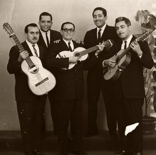 LADISLAO MARTÍNEZ OTERO, CONJUNTO TÍPICO LADÍ