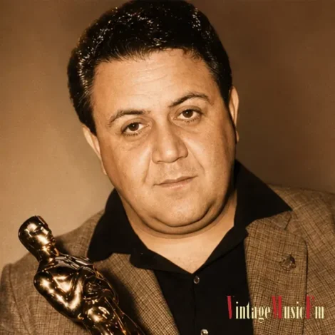 MANOS HADJIDAKIS