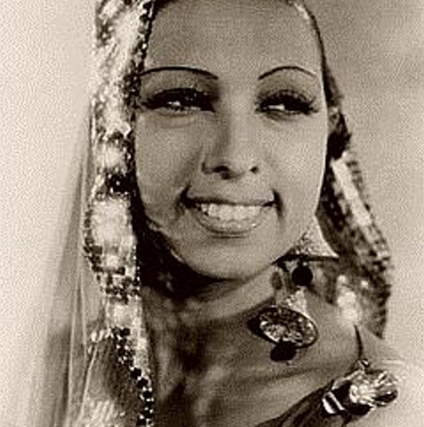 JOSEPHINE BAKER