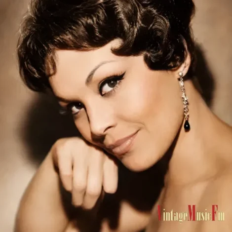 CLEO LAINE