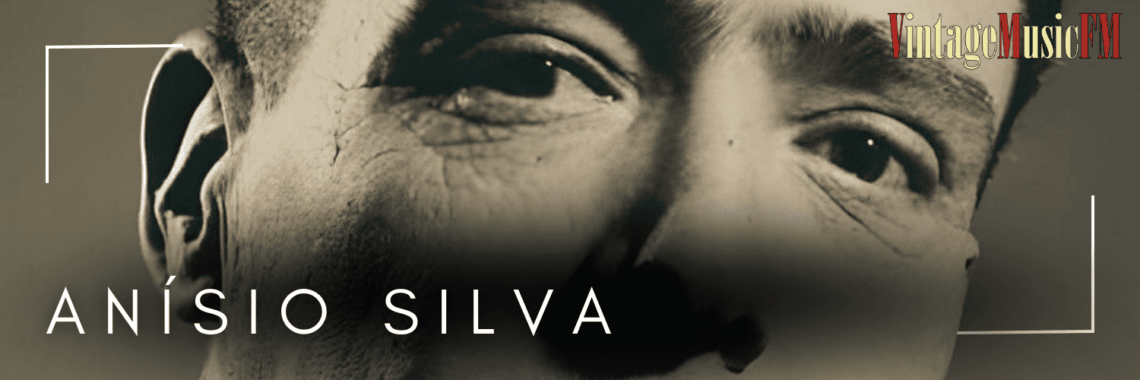 Anísio Silva nació en Caculé, Brasil, el 29 de julio de 1920