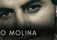 Antonio Molina nació en Málaga, España, el 9 de marzo de 1928